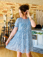 Load image into Gallery viewer, Daisey Tiered Dress
